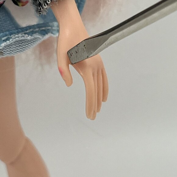 Bratz Cloe Doll Selfie Snaps Reboot 2015 MGA Entertainment pink hair - Picture 9 of 15